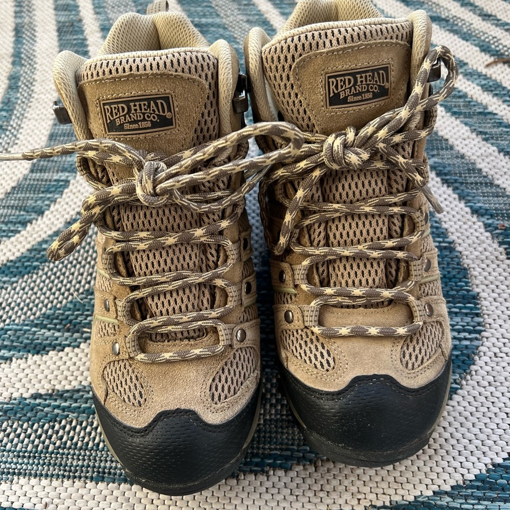 RedHead Women’s Waterproof Hiking Boots Size 7.5